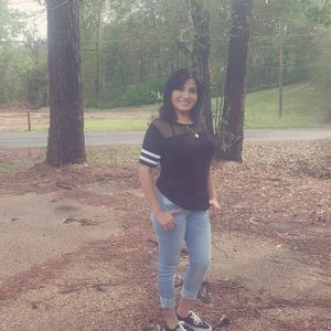 Meet your Posher, Maya